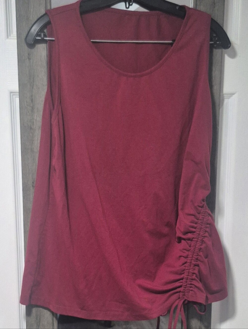 SHEIN Ruched Side Sleeveless Tank Top -